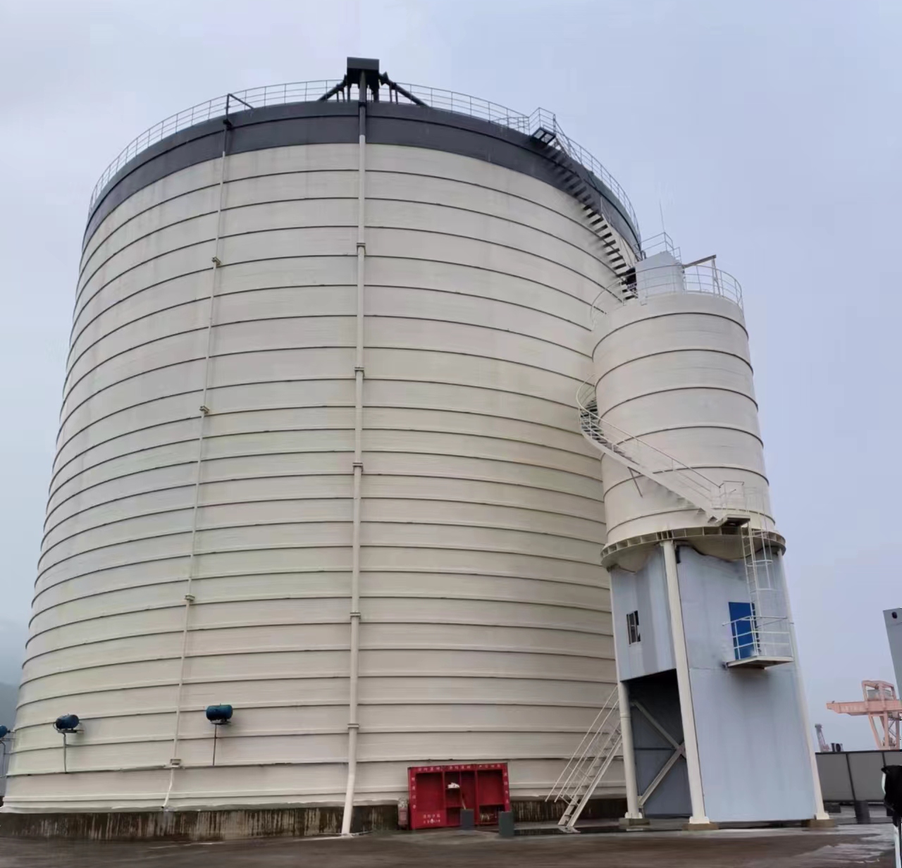 田东10万吨水泥钢板库